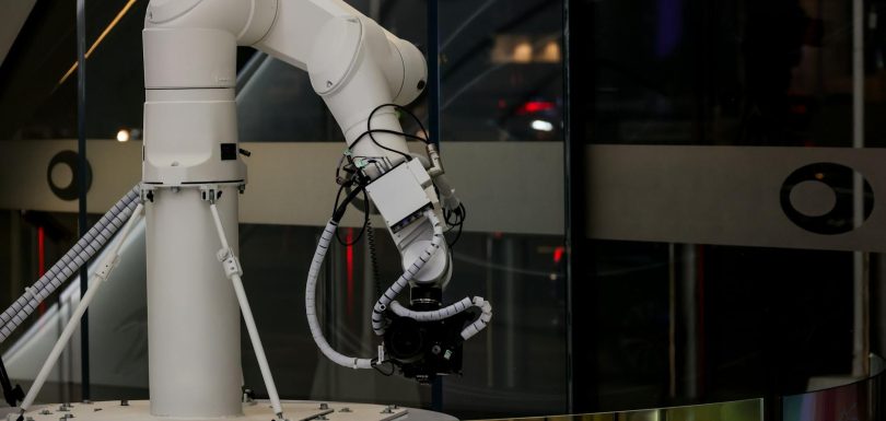 AI-Driven Manufacturing to Revolutionize Configuration and Knowledge Management by 2026