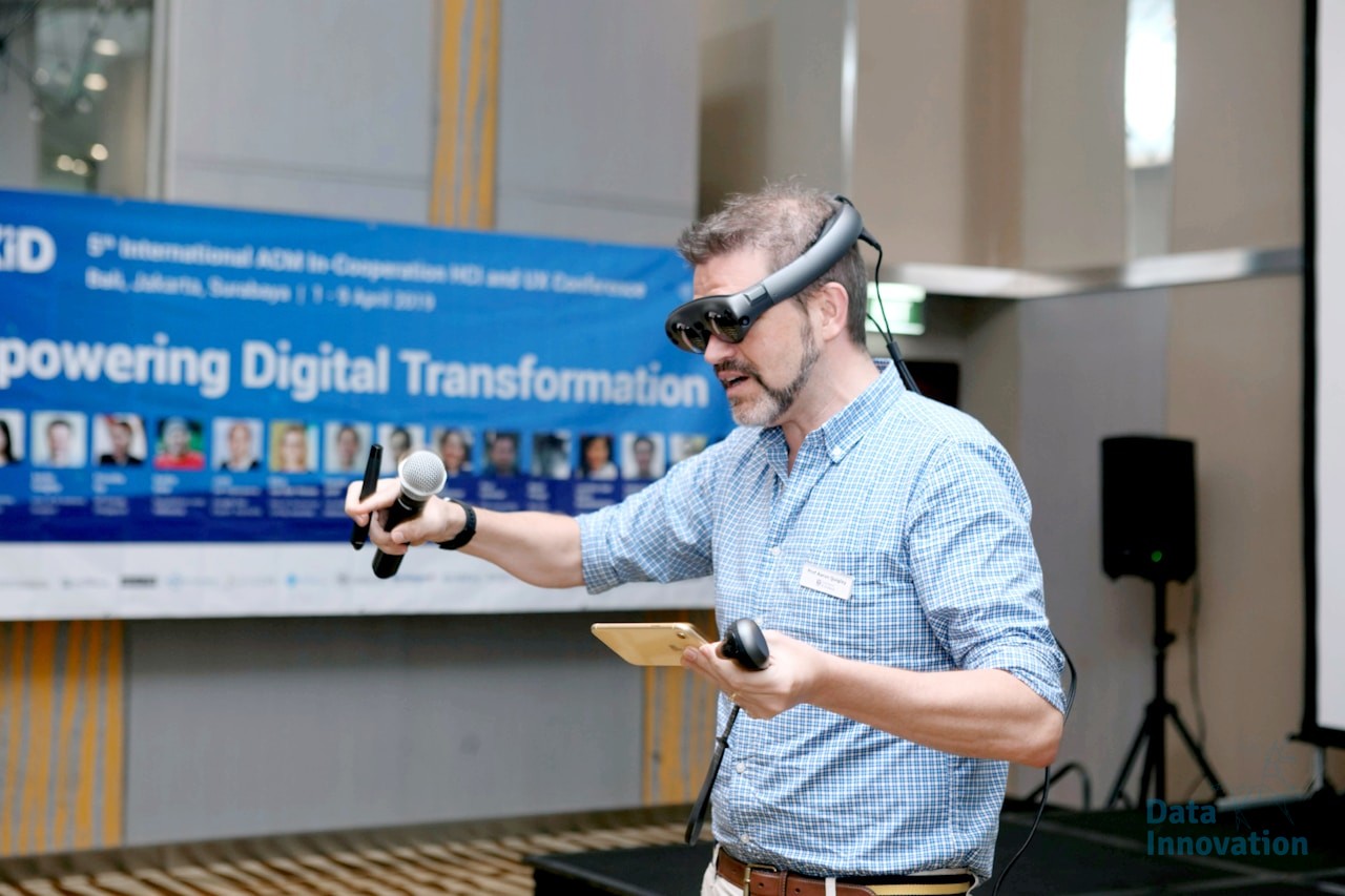 Futuros Digitales: Empoderamiento de Comunidades mediante la Transformación Digital