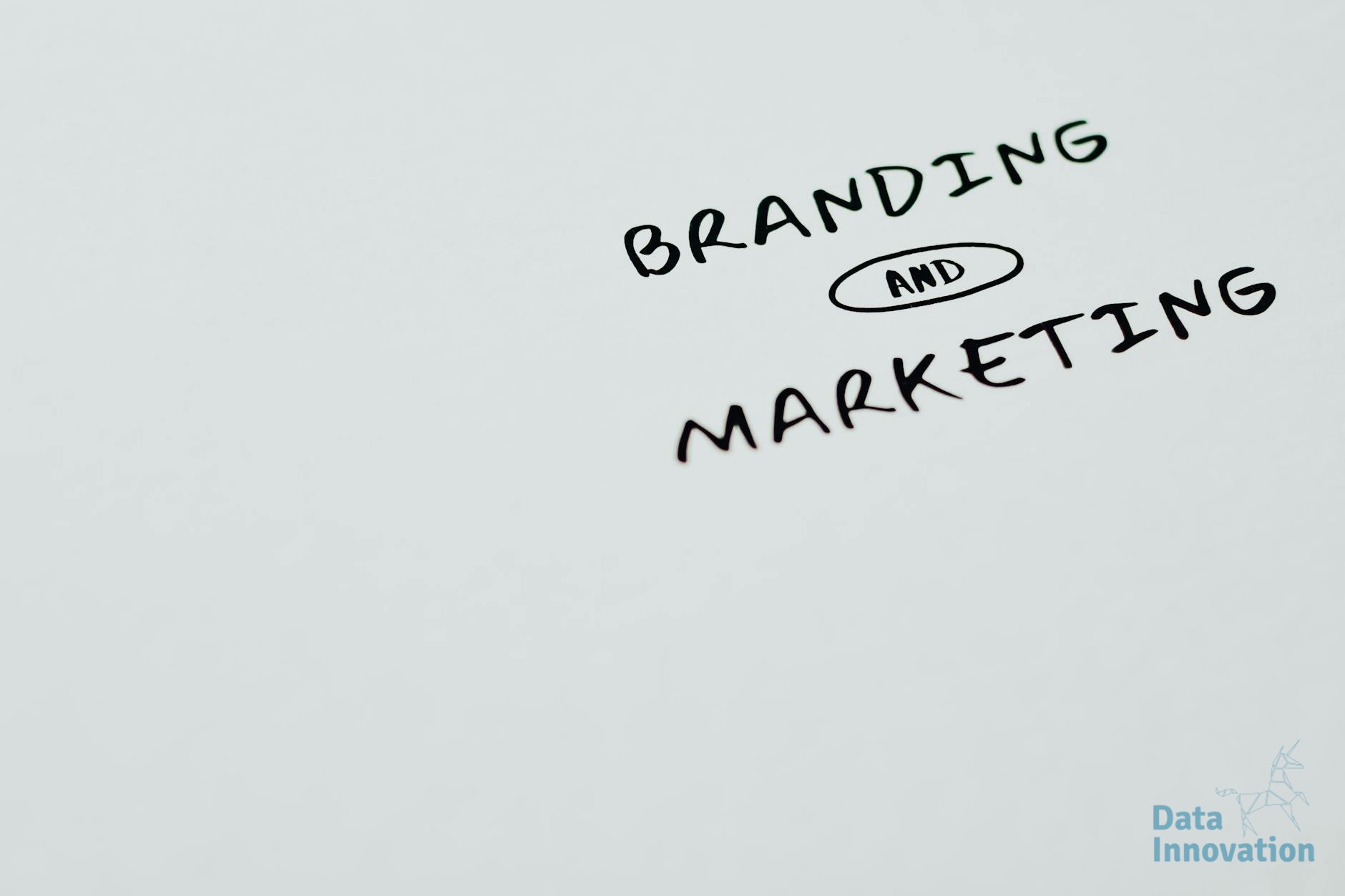 La estrategia definitiva de marketing omnicanal: Cómo acertar (2024)