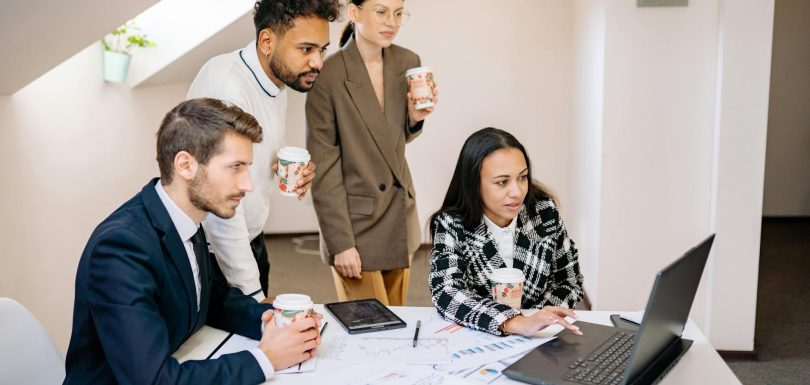 Salesforce (CRM) presenta estrategia basada en IA para incrementar la satisfacción del cliente y la rentabilidad