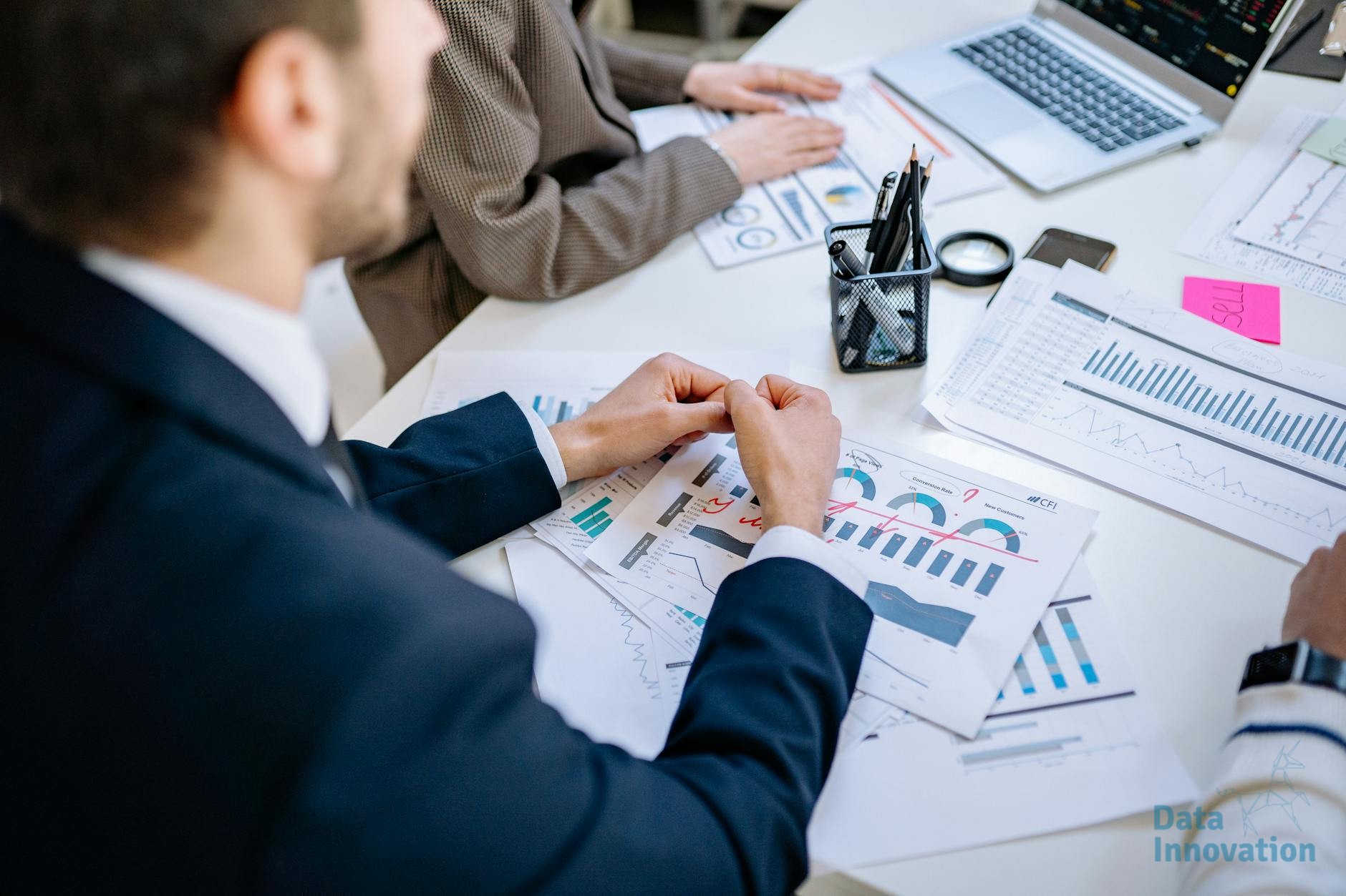 Salesforce (CRM) presenta estrategia con IA para aumentar la satisfacción del cliente y la rentabilidad