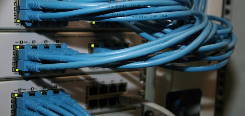 Tu Customer Journey Está Roto: Une WhatsApp, Email y SMS