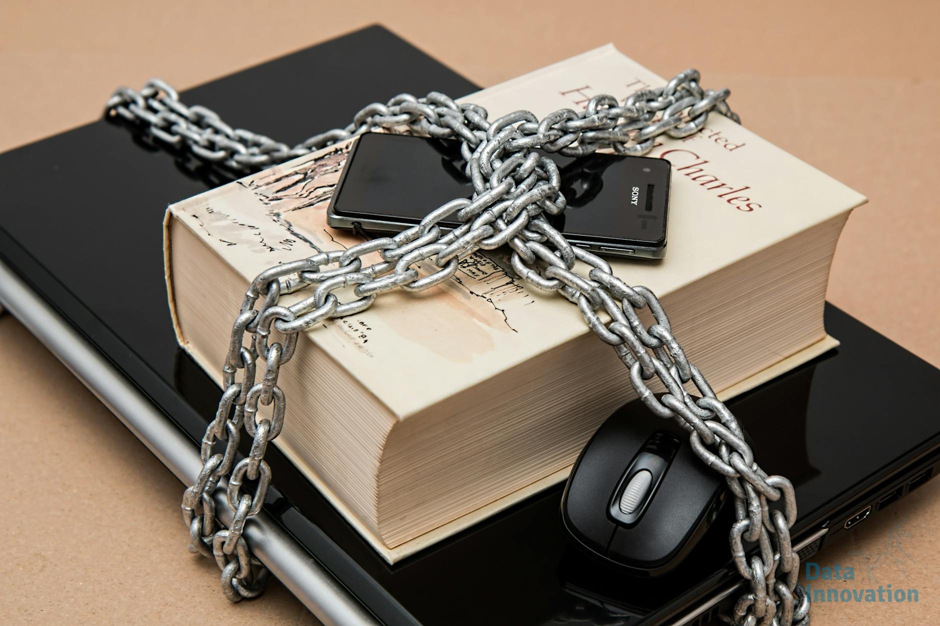 Vendor Lock-in: Por Qué Tu Data No Es Tuya y Cómo Migrar a Europa